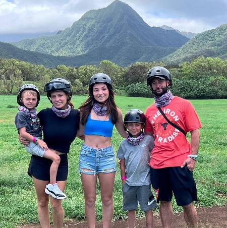 Ashley Mae Mathers and her husband Nathan Samra-Mathers enjoying time with their kids in Kualoa Ranch Hawaii.